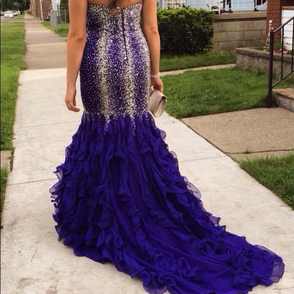 Elegant Mermaid Style Prom Dress💜 - Picture 2 of 8